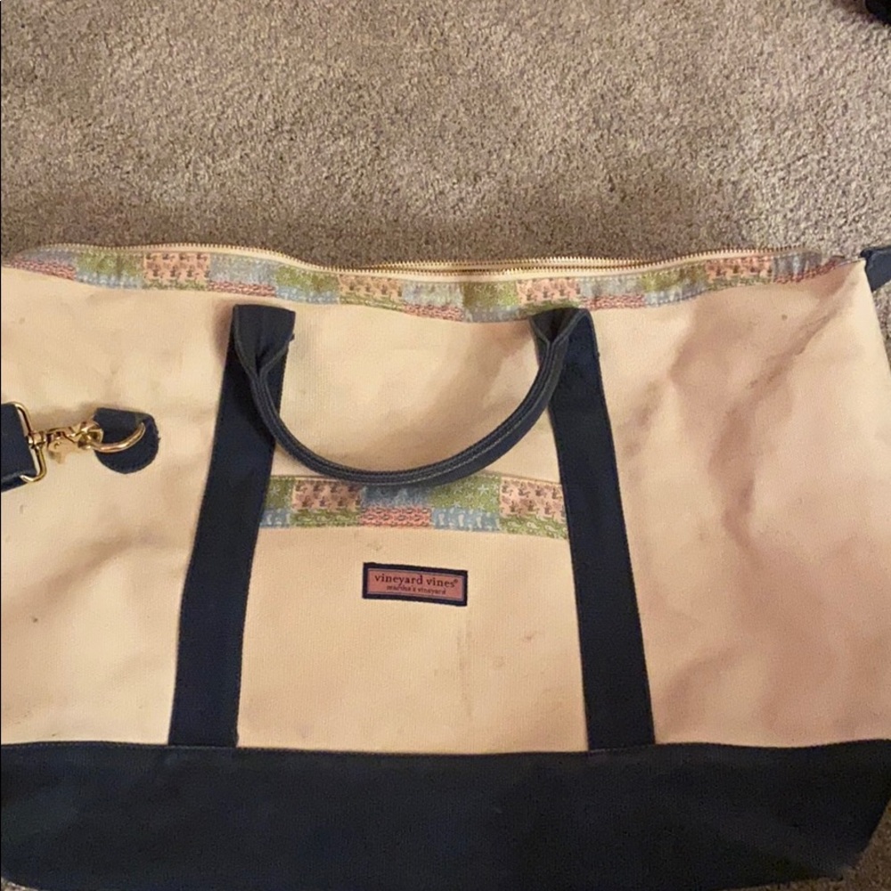 Vineyard Vines large weekender